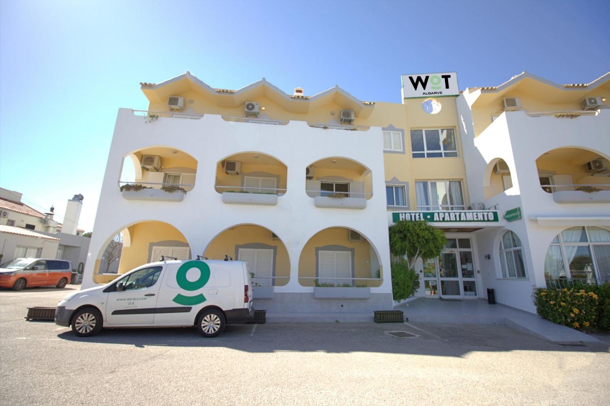 Hotel Wot Algarve Almancil Esterno foto